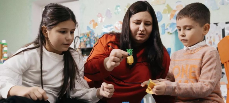 UNICEF and LEGO help restore mental health to Ukrainian refugee children