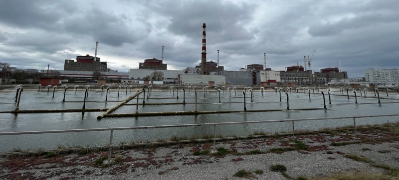 IAEA: sounds of explosions and shooting can be heard near Zaporizhia NPP