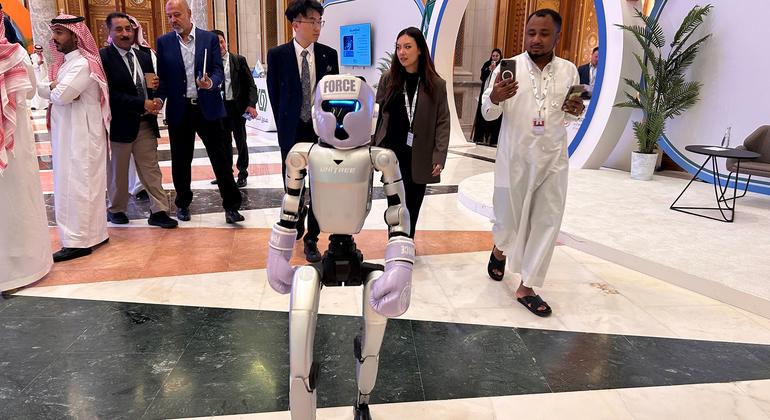 Переломный момент: вывод глобальной индустрии на более справедливый и экологичный путь экономического роста